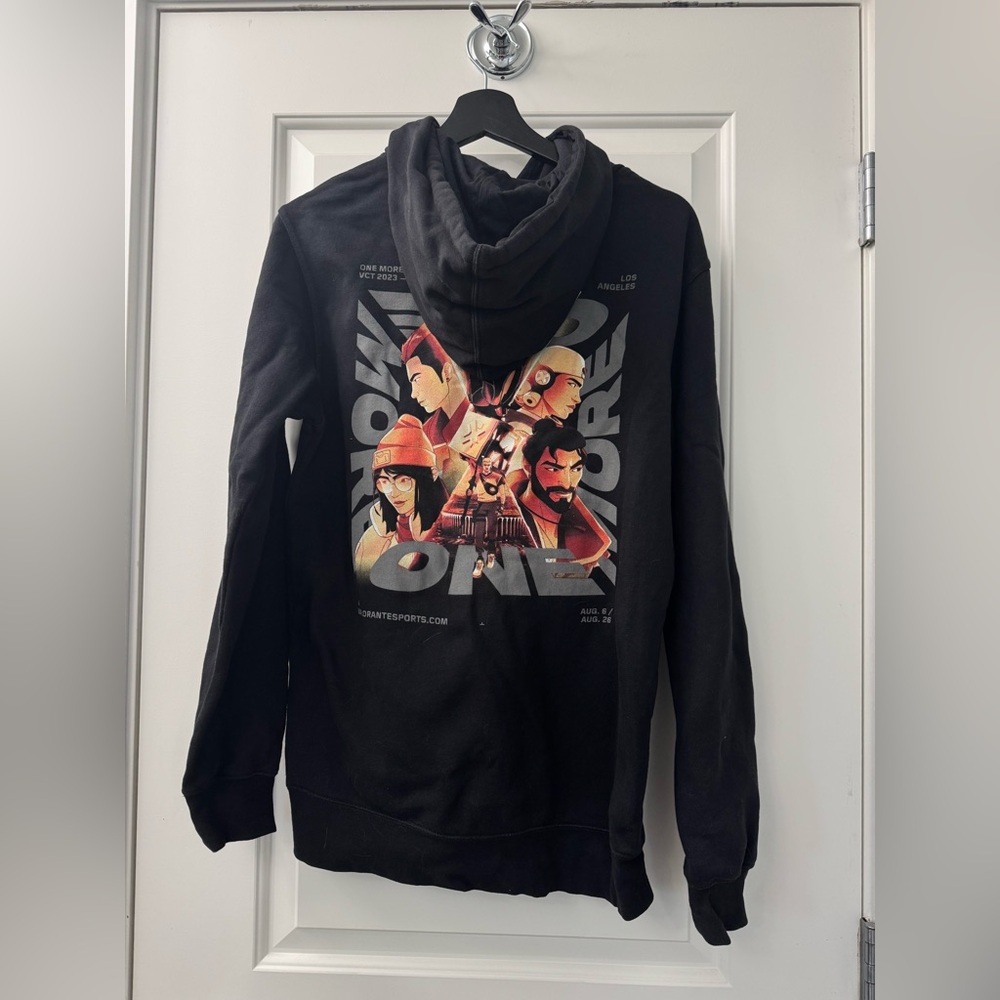 Valorant hoodie size small